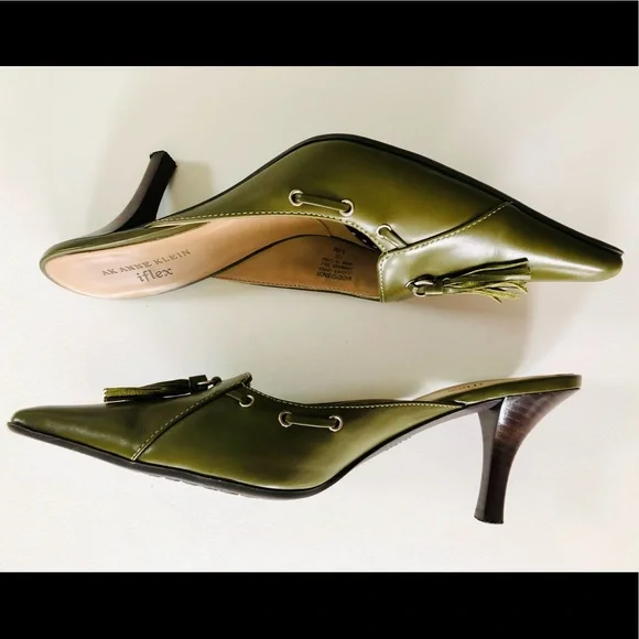 Prada pointy toe black suede slingback pump 4 inch heel size 8 1/2 - Picture 15 of 17